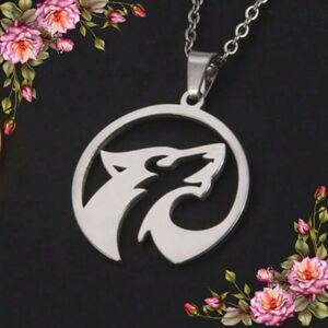 Men's Stainless Steel Wolf Animal Pendant necklace with double‎ chain
